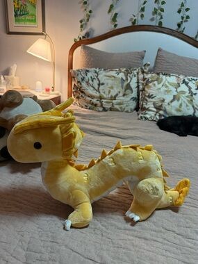 Bellzi Yellow Plush Dragon Stuffed Animal